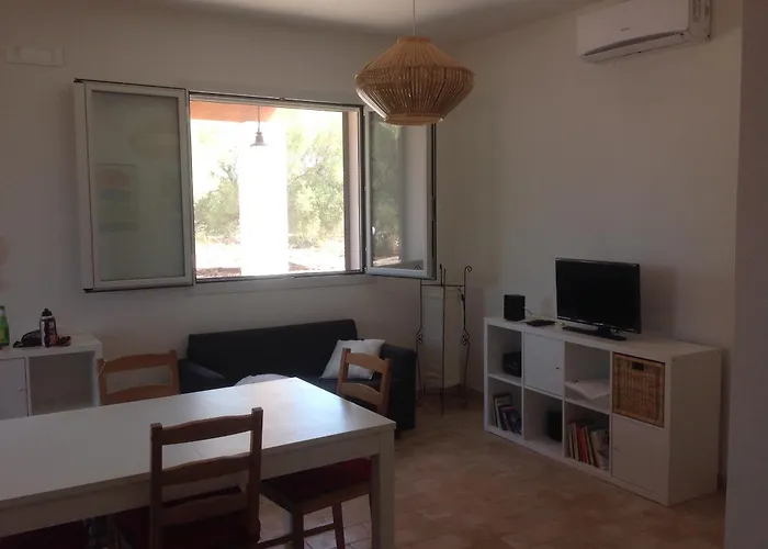 Casa Tra Ulivi E Mandorli Casa vacanze *